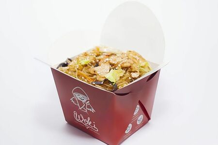 Рисовая лапша с цыпленком и грибами шиитаке