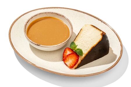 Чизкейк с карамелью