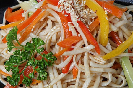 Удон с овощами