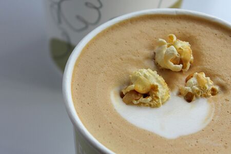 Капучино Попкорн