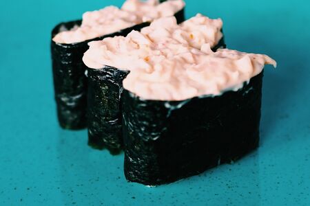 Spice nigiri Тунец