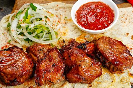 Шашлык из cвинoй шеи