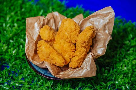 Стрипсы куриные