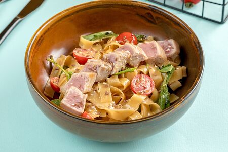 Паста с тунцом