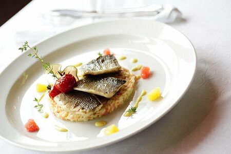 Филе дорадо с ризотто и морепродуктами