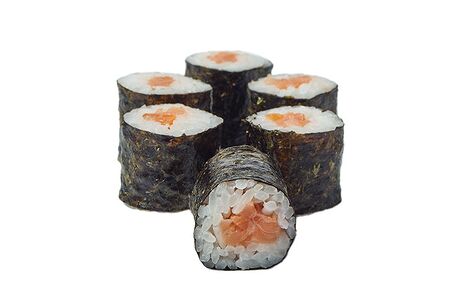 Копченный лосось маки