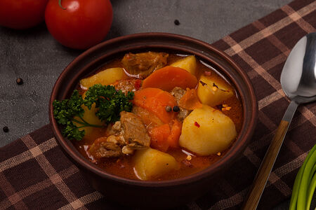 Картофель тушеный с мясом