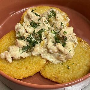 Драники с соусом из шампиньонов