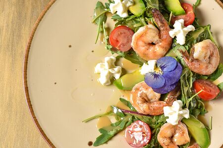 С креветками и сырным кремом