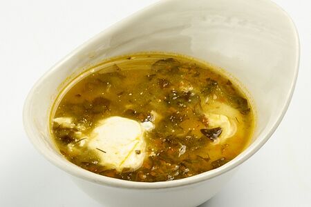 Щавелевый суп с яйцом