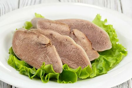 Язык говяжий отварной