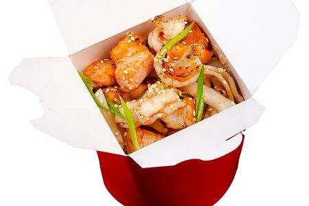 Wok с морепродуктами