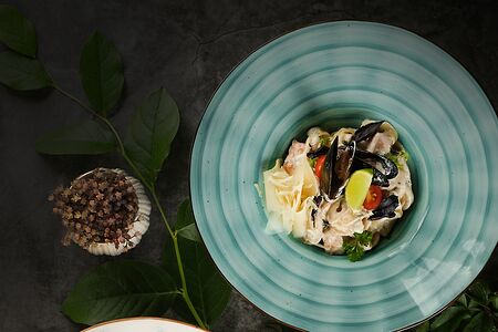 Феттуччине с морепродуктами