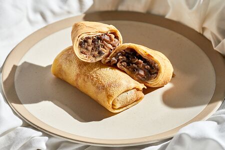 Блины с курицей в сливочном соусе