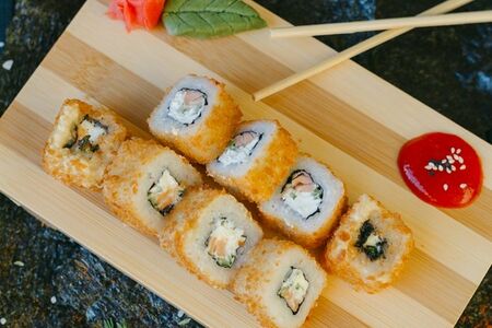 Ролл Сяке Темпура