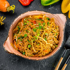 Лапша с овощами