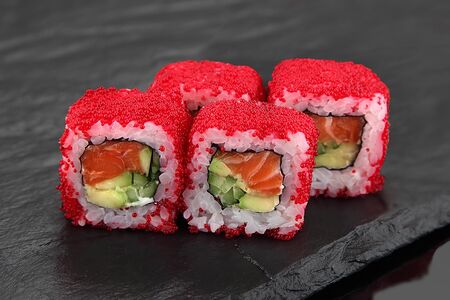 Калифорния с лососем (1/2 порции)