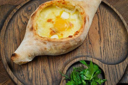 Хачапури по-аджарски