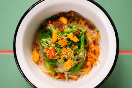 Салат А где креветки?