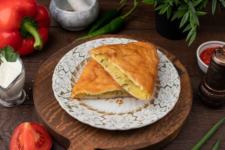 Пирожок с картошкой