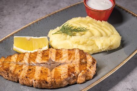 Стейк из форели