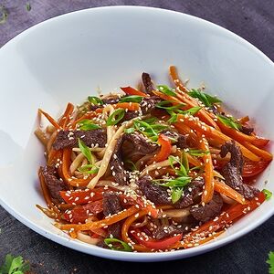 Вок с говядиной