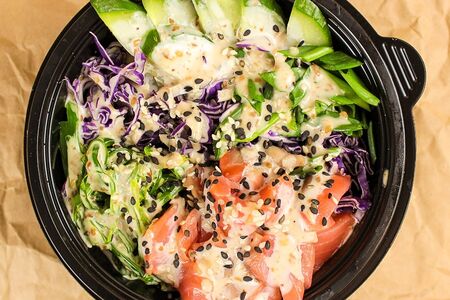 Поке с лососем