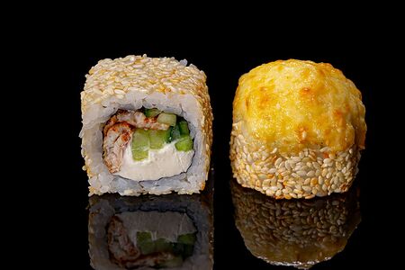 Запеченный ролл с угрем