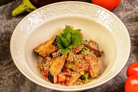 Салат из хрустящих баклажанов