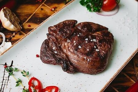 Филе миньон с цукини гриль