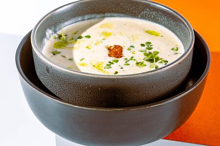 Сырный суп с сулугуни темпура