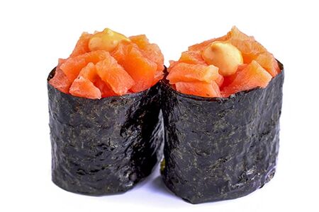 Гункан с лососем спайси