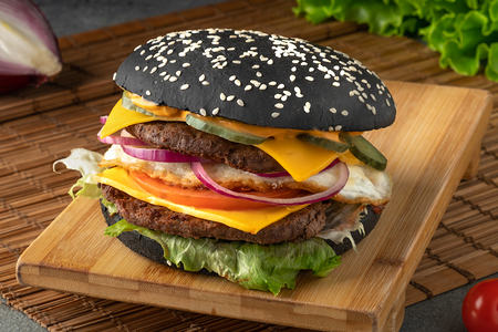 Блэк Макси-Бургер