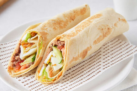 Ролл с тунцом