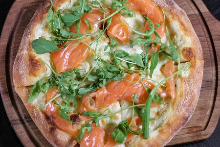 С лососем и рукколой