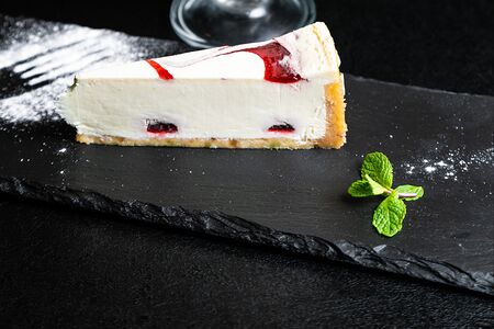 Чизкейк Клубничный