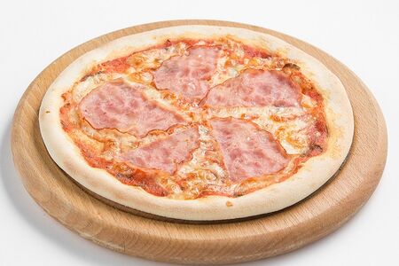 Пицца с ветчиной детская на томатной основе