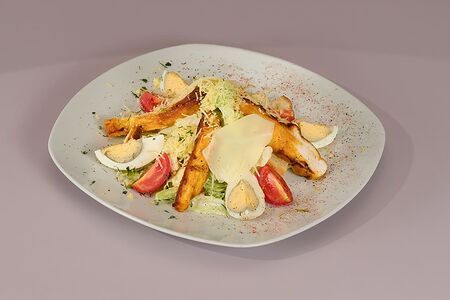 Теплый салат с курицей