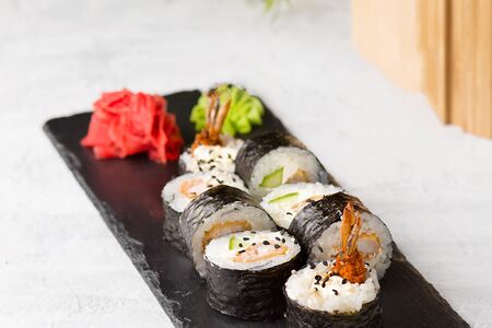 Ролл Дольче и габанна