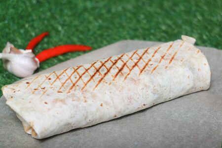 Чимичанга с курицей