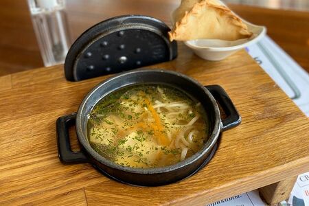 Суп-лапша куриная с треугольником