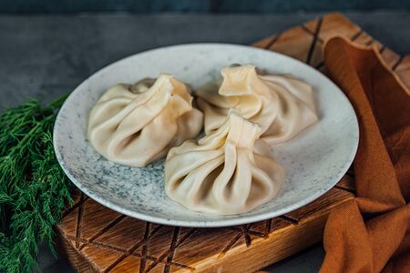 Отварные хинкали с телятиной