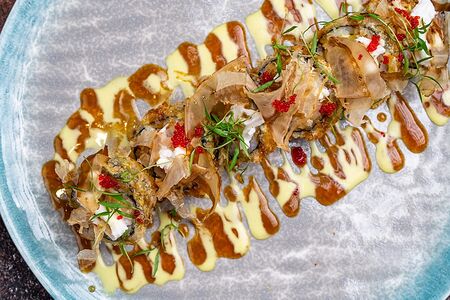 Темпура ролл с креветками и угрем