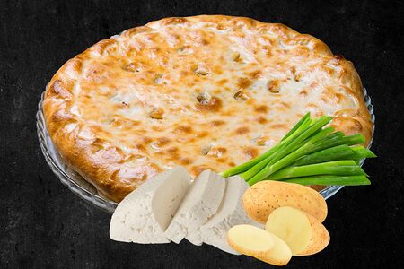Пирог с картофелем, сыром и зеленым луком