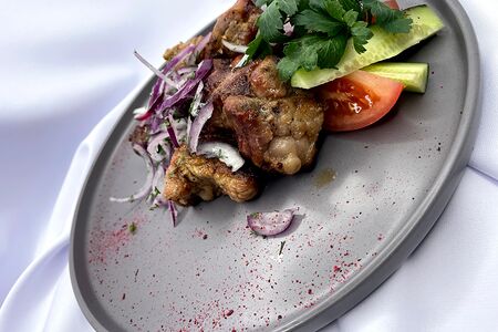 Шашлык из cвинoй шейки