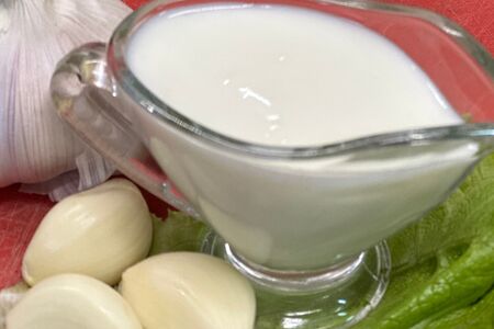 Катыг с чесноком