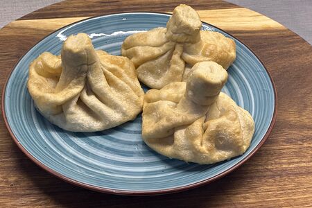 Хинкали с курицей жареные