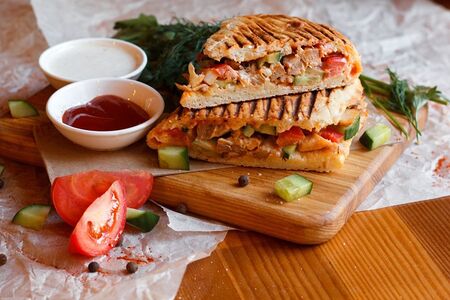 В тандырной лепешке