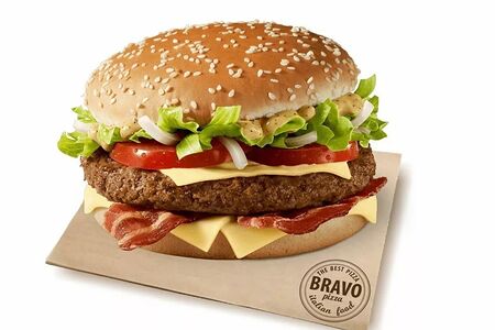 Большой Тейсти с беконом