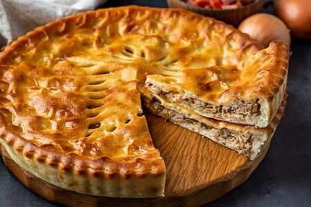 Фирменный осетинский с красной рыбой